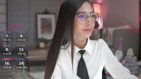 Belle Adrienne  IG  online show from 01-11-25, 12:29