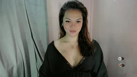 Snapshot of belle_fuckdol chatting on 10-27-25, 10:14 belle_fuckdol online show from 10-27-25, 10:14