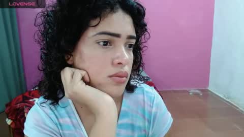 Snapshot of belle_katty000 chatting on 09-25-25, 08:23 SOFIA online show from 09-25-25, 08:23