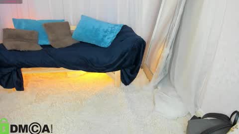 Belle online show from 11-03-25, 01:08