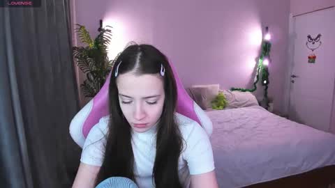 Belle online show from 12-18-25, 01:11