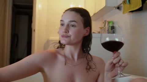 BELLE   online show from 09-14-25, 10:58