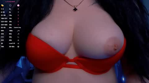 Snapshot of bellelovexx chatting on 01-13-26, 11:32 Hello I am kind friendly and cute girl online show from 01-13-26, 11:32
