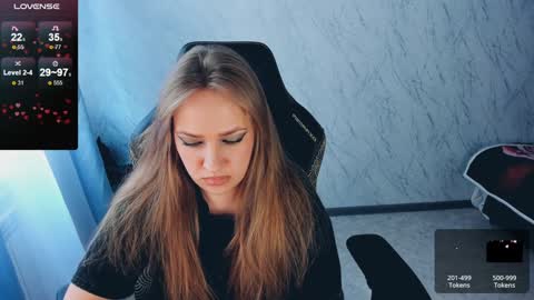 Your Annabelle Wolf  online show from 02-04-25, 11:27