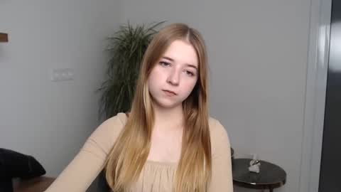 Snapshot of bellochka_ chatting on 12-02-25, 01:28 bellochka_ online show from 12-02-25, 01:28