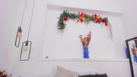 Snapshot of bellota_flak chatting on 12-15-24, 02:05 Bellota Flak online show from 12-15-24, 02:05