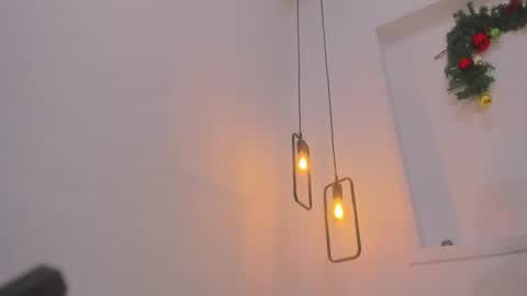 Snapshot of bellota_flak chatting on 12-15-24, 08:15 Bellota Flak online show from 12-15-24, 08:15