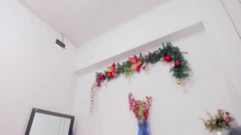 Snapshot of bellota_flak chatting on 12-18-24, 11:13 Bellota Flak online show from 12-18-24, 11:13