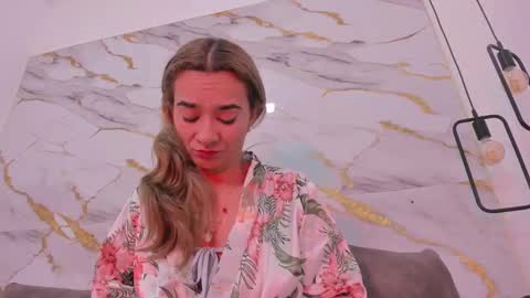 Snapshot of bellota_flak chatting on 02-09-25, 09:37 Bellota Flak online show from 02-09-25, 09:37