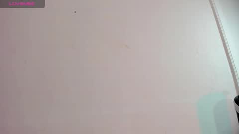 Snapshot of bellota_flak chatting on 09-27-25, 08:52 Bellota Flak online show from 09-27-25, 08:52