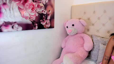 Snapshot of bellota_hil chatting on 04-28-26, 10:15 Bellota Hil online show from 04-28-26, 10:15