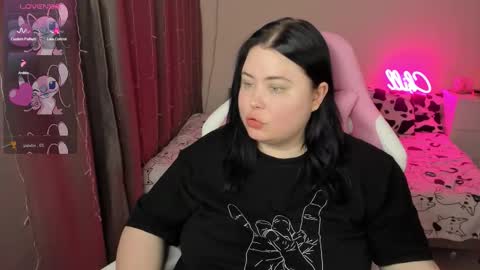 Snapshot of bellybooxo chatting on 02-05-26, 05:01 LinaBoo online show from 02-05-26, 05:01