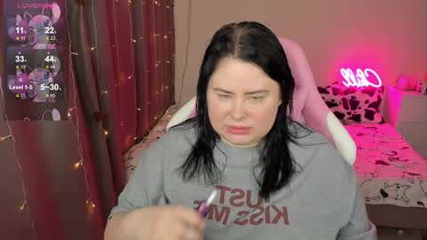 Snapshot of bellybooxo chatting on 02-07-26, 05:44 LinaBoo online show from 02-07-26, 05:44