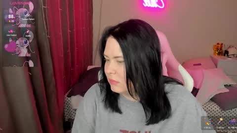 LinaBoo online show from 03-24-26, 02:16