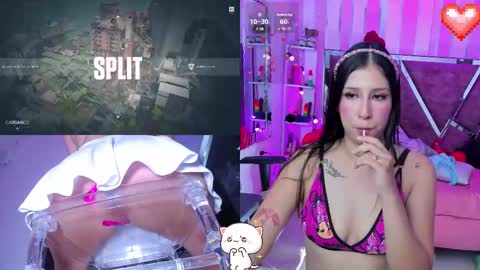 Snapshot of bellyrouse chatting on 02-19-25, 04:55 Belly Bella online show from 02-19-25, 04:55