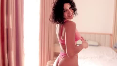 A girl from your  dreams online show from 07-25-26, 11:13