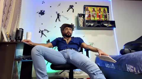 BEN online show from 12-31-24, 01:57