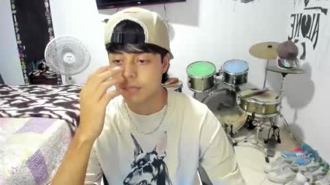 Snapshot of ben_falcon chatting on 11-05-25, 03:17 Ben online show from 11-05-25, 03:17