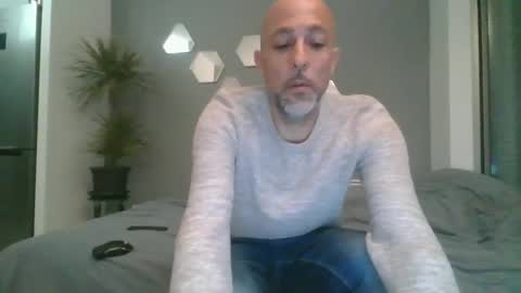 benbare13 online show from 02-20-25, 05:07