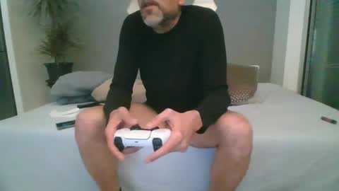 benbare13 online show from 02-26-25, 06:32