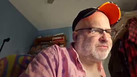 Snapshot of bendavewill chatting on 11-23-25, 09:42 Bendavewill online show from 11-23-25, 09:42