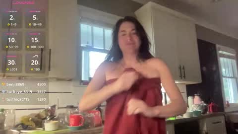 Snapshot of bendlikebecks chatting on 12-21-25, 01:40 bendlikebecks online show from 12-21-25, 01:40