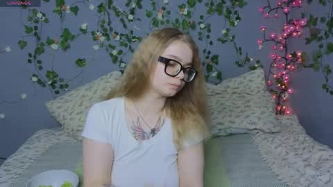 KENDALL  NATHAN online show from 05-18-26, 11:16