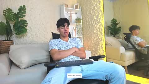 Snapshot of benjamin_more chatting on 03-12-25, 05:46 BENJAMIN online show from 03-12-25, 05:46