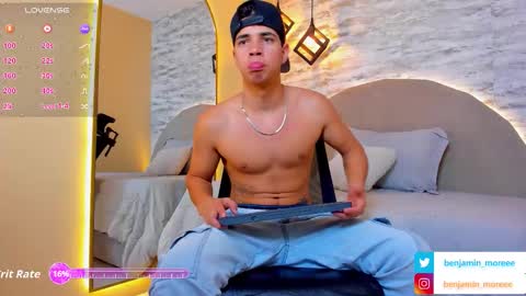 Snapshot of benjamin_more chatting on 10-03-25, 01:08 BENJAMIN online show from 10-03-25, 01:08