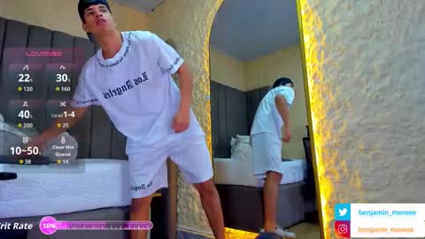 Snapshot of benjamin_more chatting on 11-09-25, 06:50 BENJAMIN online show from 11-09-25, 06:50