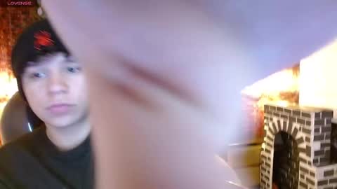 Snapshot of benjamintwink1 chatting on 12-23-24, 10:44 BENJAMIN online show from 12-23-24, 10:44