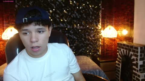 Snapshot of benjamintwink1 chatting on 01-03-25, 07:18 BENJAMIN online show from 01-03-25, 07:18