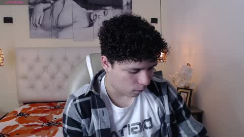 Snapshot of benjamintwink1 chatting on 01-19-25, 07:37 BENJAMIN online show from 01-19-25, 07:37