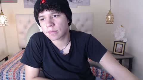 Snapshot of benjamintwink1 chatting on 01-25-25, 10:50 BENJAMIN online show from 01-25-25, 10:50