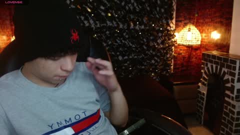 Snapshot of benjamintwink1 chatting on 01-26-25, 10:46 BENJAMIN online show from 01-26-25, 10:46