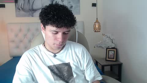 Snapshot of benjamintwink1 chatting on 02-01-25, 07:55 BENJAMIN online show from 02-01-25, 07:55