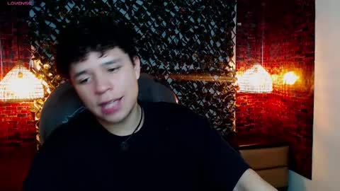 Snapshot of benjamintwink1 chatting on 02-20-25, 08:03 BENJAMIN online show from 02-20-25, 08:03
