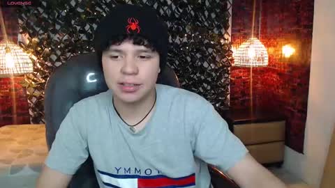 Snapshot of benjamintwink1 chatting on 02-28-25, 11:56 BENJAMIN online show from 02-28-25, 11:56