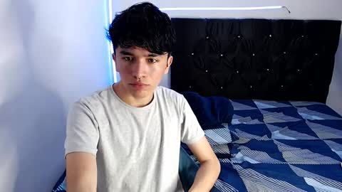 Snapshot of benji_hoter chatting on 01-28-25, 12:15 Benji Hoter online show from 01-28-25, 12:15