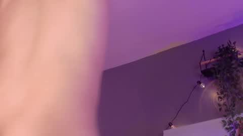 BENJI FIORE online show from 10-22-25, 10:53