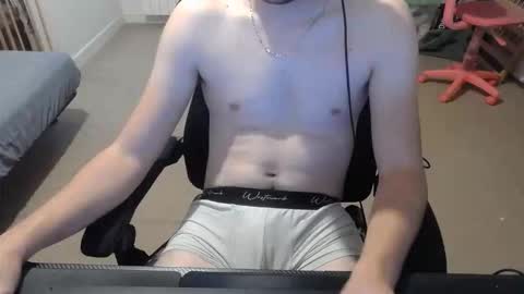 Snapshot of benjifrenchifirst chatting on 10-24-25, 04:47 Benjifrenchi online show from 10-24-25, 04:47