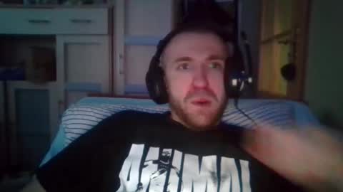 Snapshot of benko800 chatting on 10-30-25, 02:18 PM4PASSWORD online show from 10-30-25, 02:18