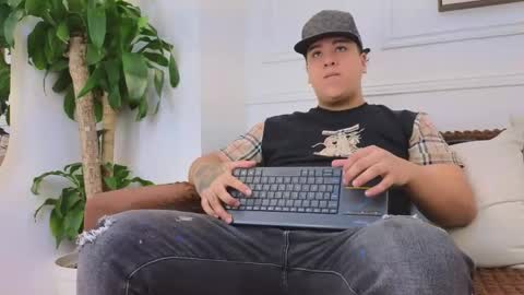 bennett_alejoo online show from 04-14-26, 06:58