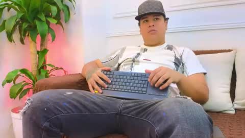 bennett_alejoo online show from 04-23-26, 07:05