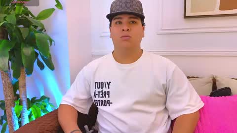 Snapshot of bennett_alejoo chatting on 05-23-26, 07:07 bennett_alejoo online show from 05-23-26, 07:07