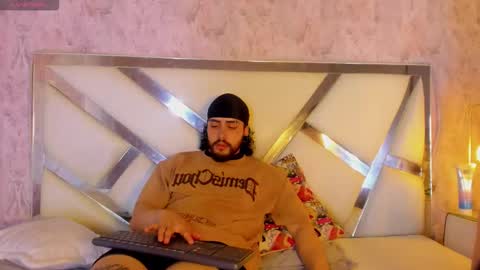 Benny and Mark online show from 02-06-26, 03:55