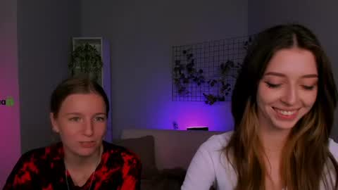 Snapshot of benny_duglas chatting on 09-13-25, 02:06 Benny online show from 09-13-25, 02:06