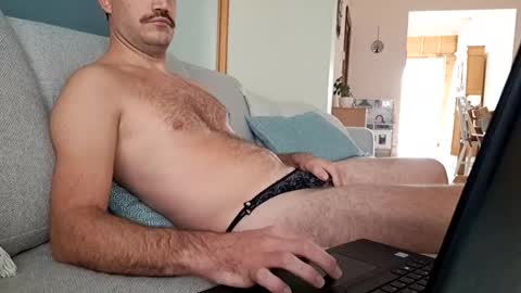 benoitgmx12 online show from 09-13-25, 10:59