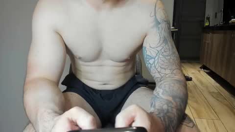 Snapshot of benthebodybuilder chatting on 10-15-25, 09:59 Ben Braxton online show from 10-15-25, 09:59
