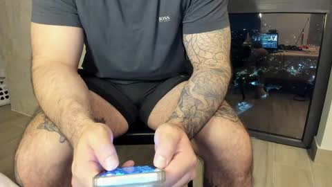 Snapshot of benthebodybuilder chatting on 05-25-26, 06:19 Ben Braxton online show from 05-25-26, 06:19